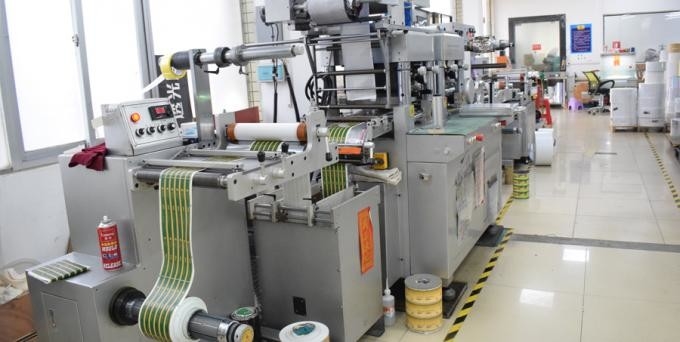 GUANGZHOU YM PACKAGE PRODUCTS CO.,LTD. γραμμή παραγωγής του κατασκευαστή