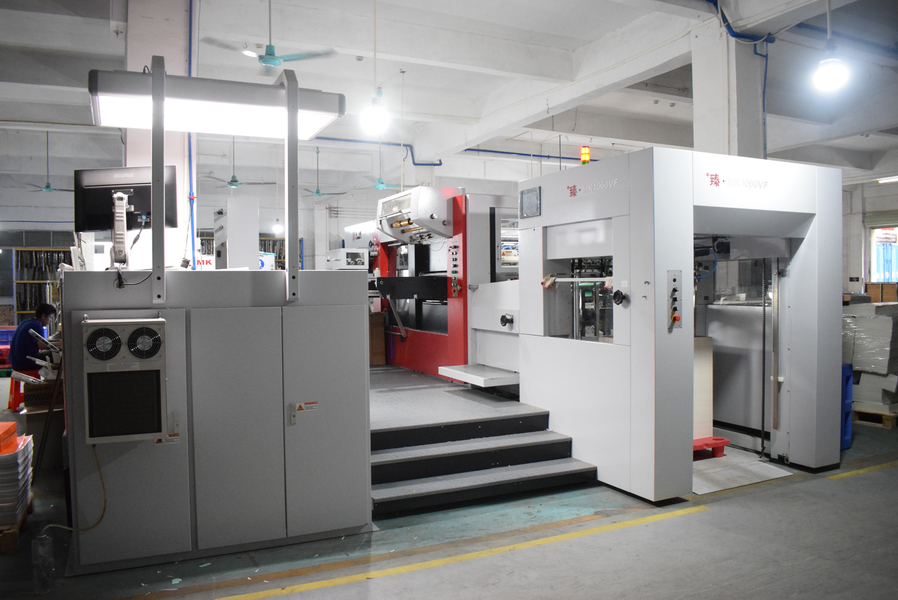 GUANGZHOU YM PACKAGE PRODUCTS CO.,LTD. γραμμή παραγωγής του κατασκευαστή