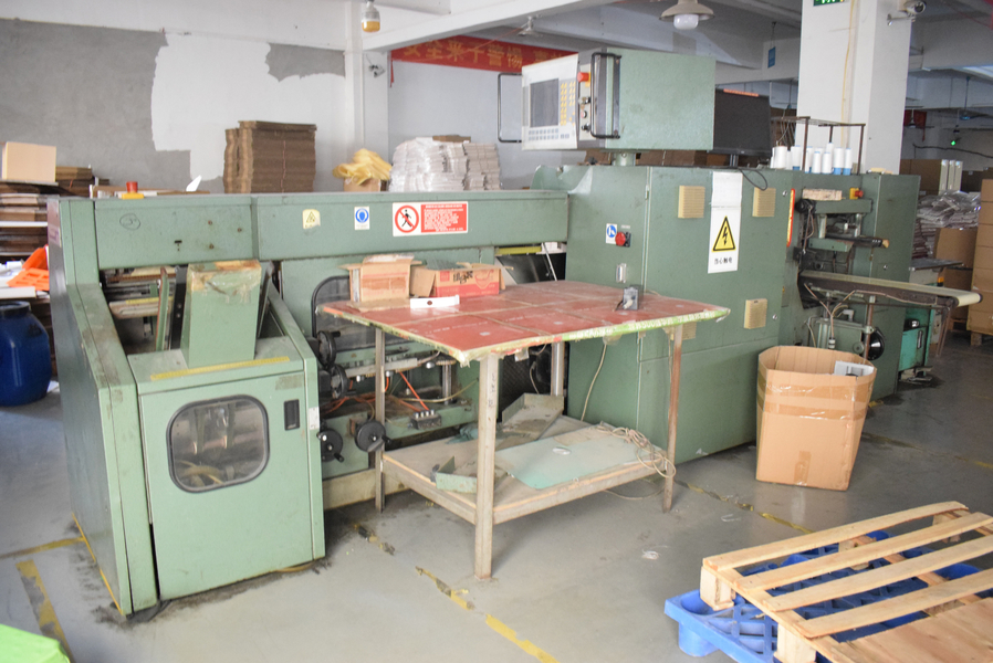 GUANGZHOU YM PACKAGE PRODUCTS CO.,LTD. γραμμή παραγωγής του κατασκευαστή
